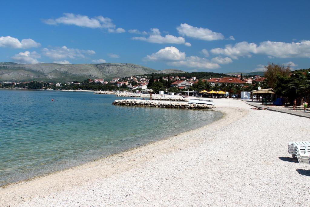 Apartments Villa Filip Trogir Habitación foto