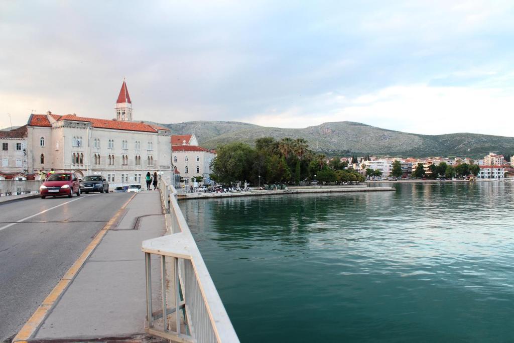 Apartments Villa Filip Trogir Habitación foto